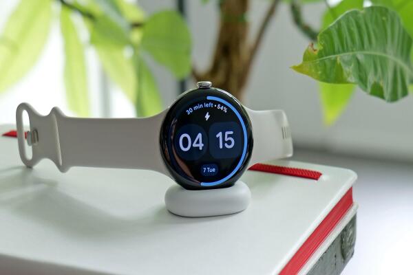 Pixel Watch 4 Chiếc Đồng Hồ Thông Minh Đẹp Nhất và Bộ Sạc Đáng Giá Nhất Trên Thị Trường Hiện Nay